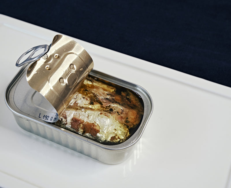 sardine open can